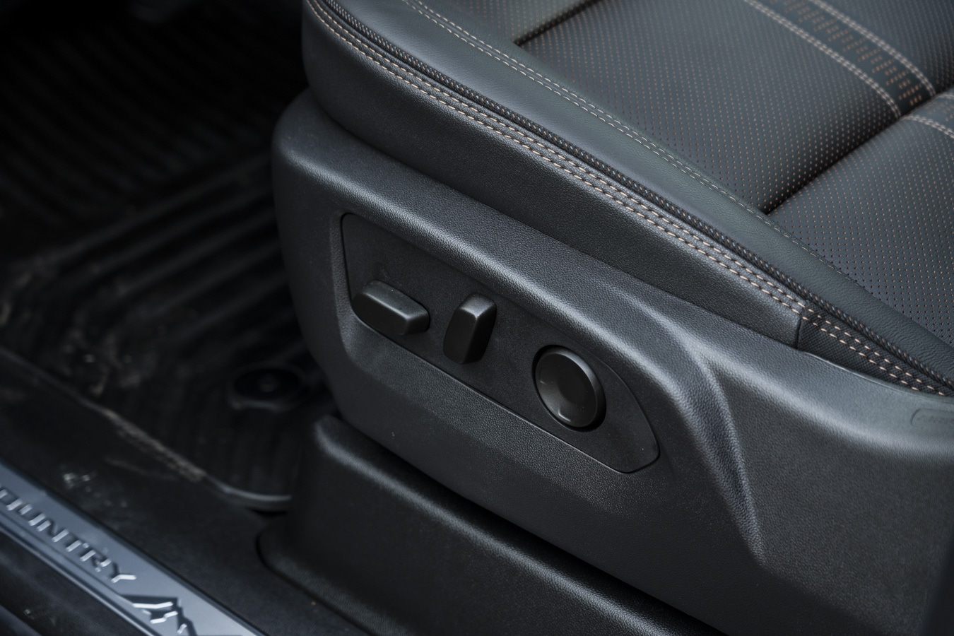 Used Chevrolet Suburban 2025 for sale - 76332142: Photo 53