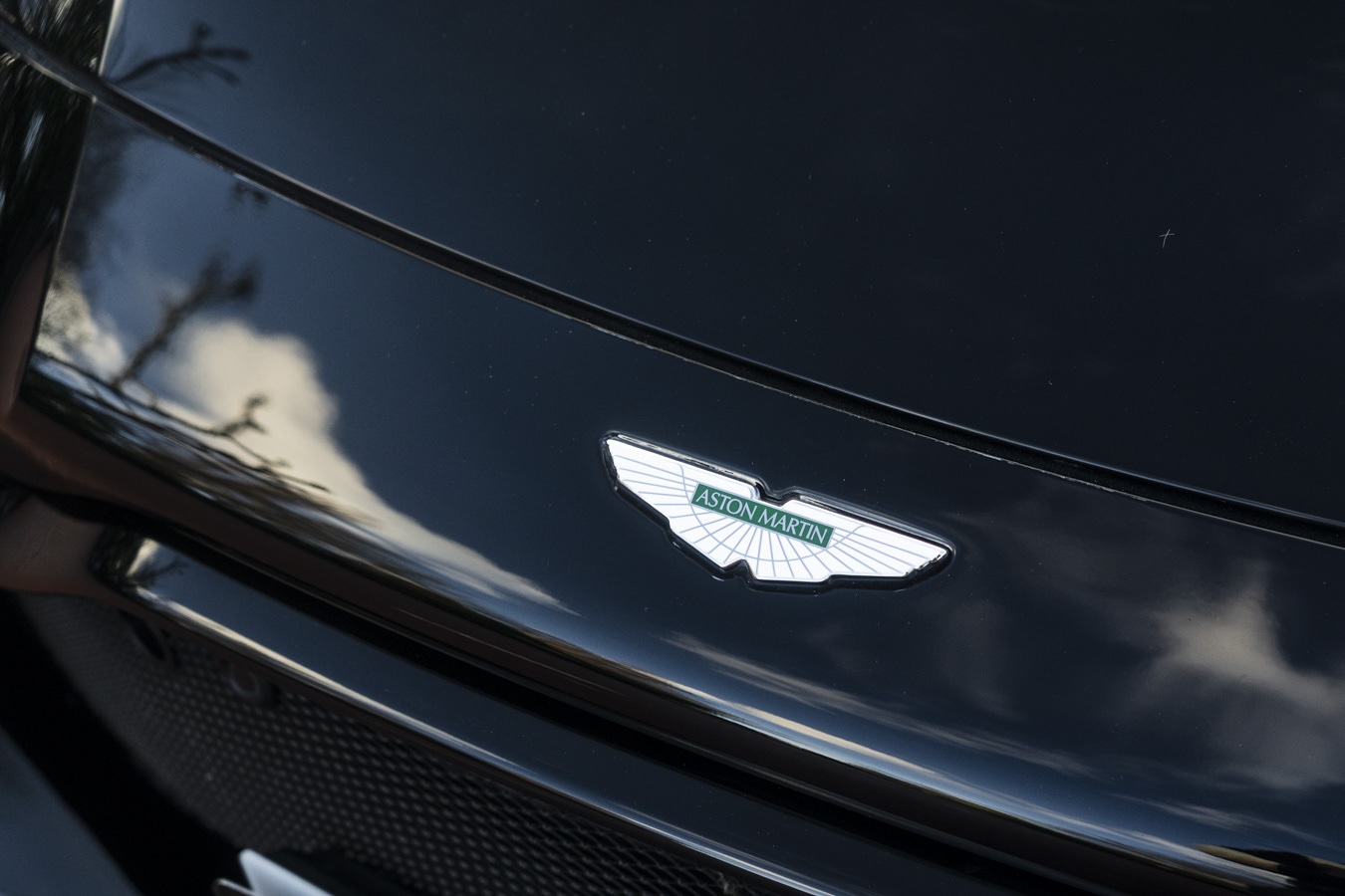 Used Aston Martin Vantage 2018 for sale - 76999415: Photo 11