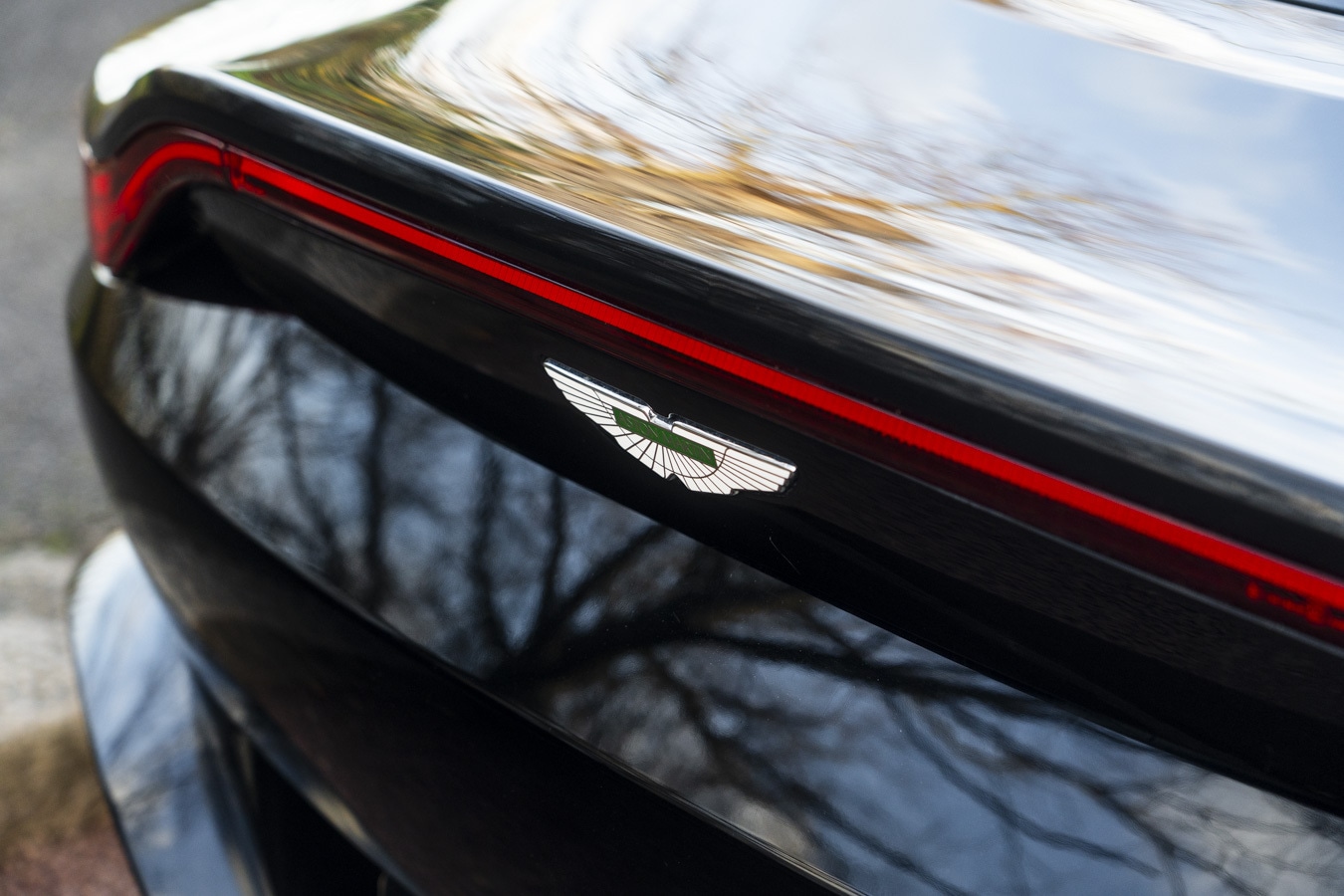 Used Aston Martin Vantage 2018 for sale - 76999415: Photo 16