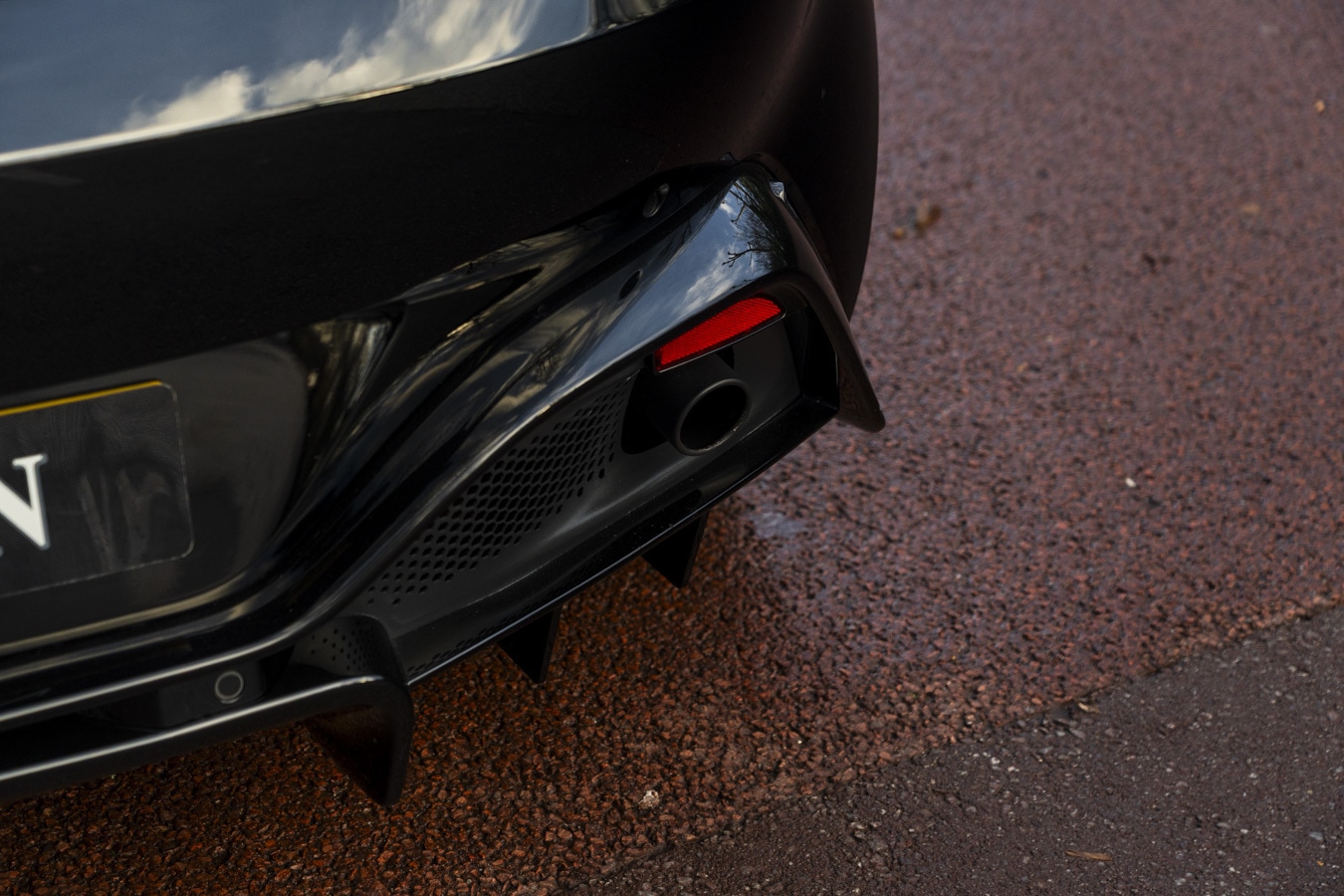 Used Aston Martin Vantage 2018 for sale - 76999415: Photo 18