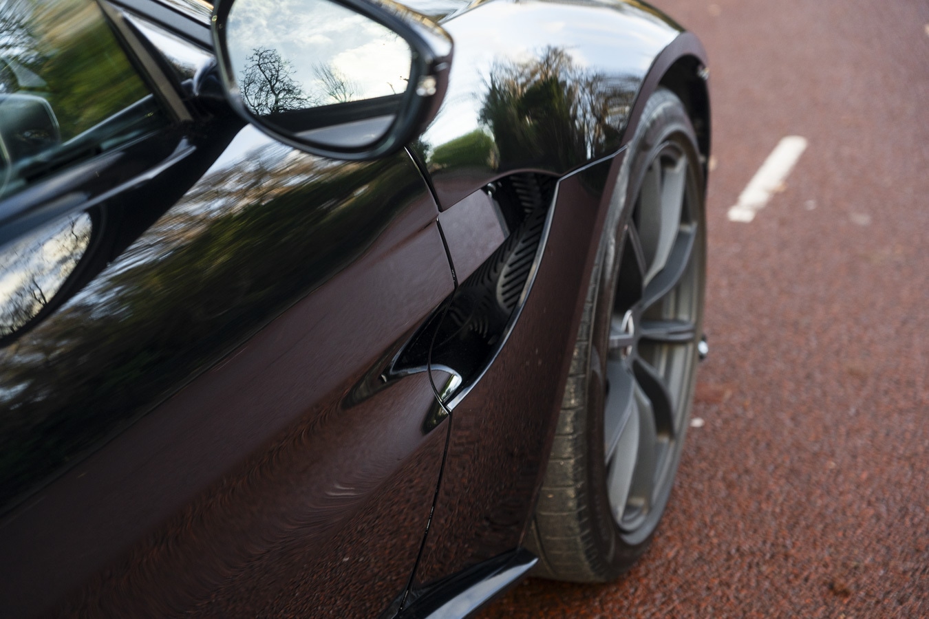 Used Aston Martin Vantage 2018 for sale - 76999415: Photo 25