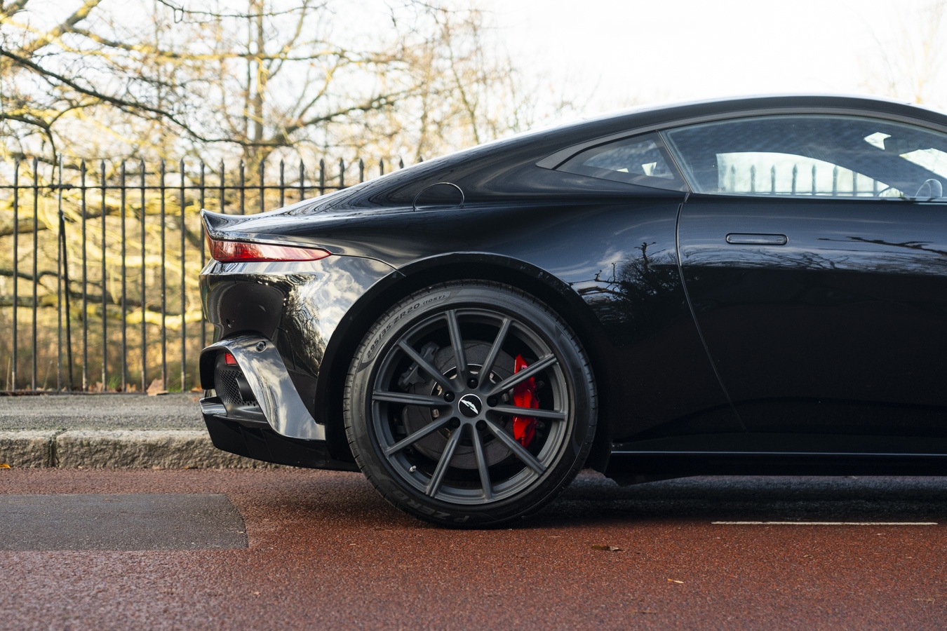 Used Aston Martin Vantage 2018 for sale - 76999415: Photo 26