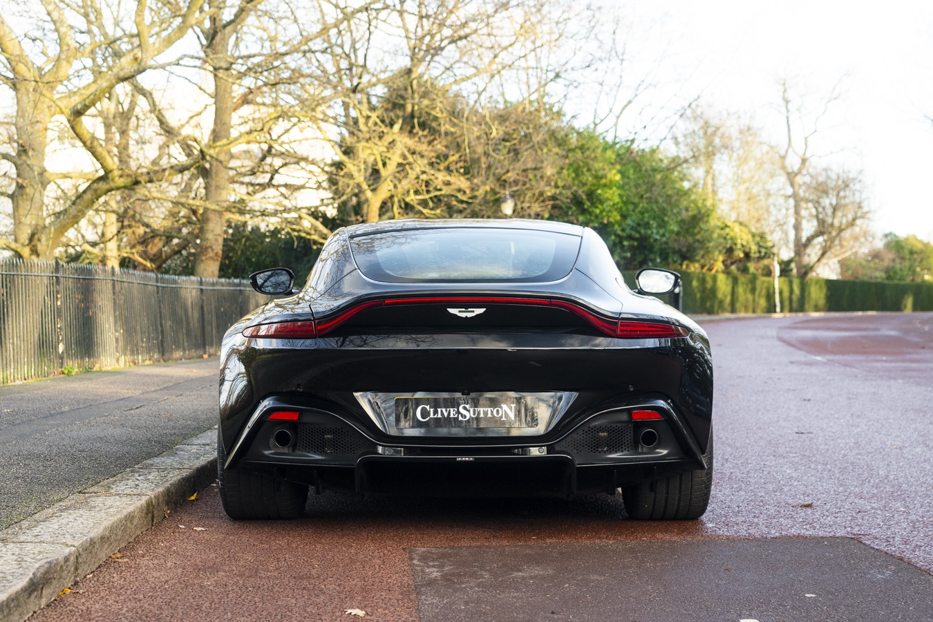 Used Aston Martin Vantage 2018 for sale - 76999415: Photo 5