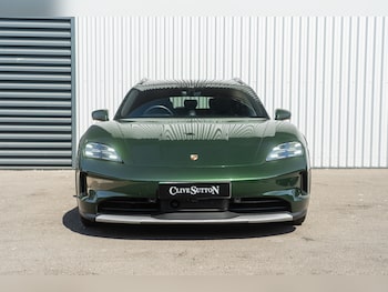 Used Porsche Taycan 2025 for sale - 79566160: Photo