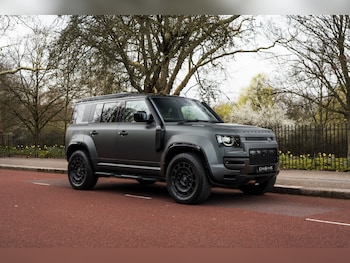 Used Land Rover Defender 2025 for sale - 77810256: Photo