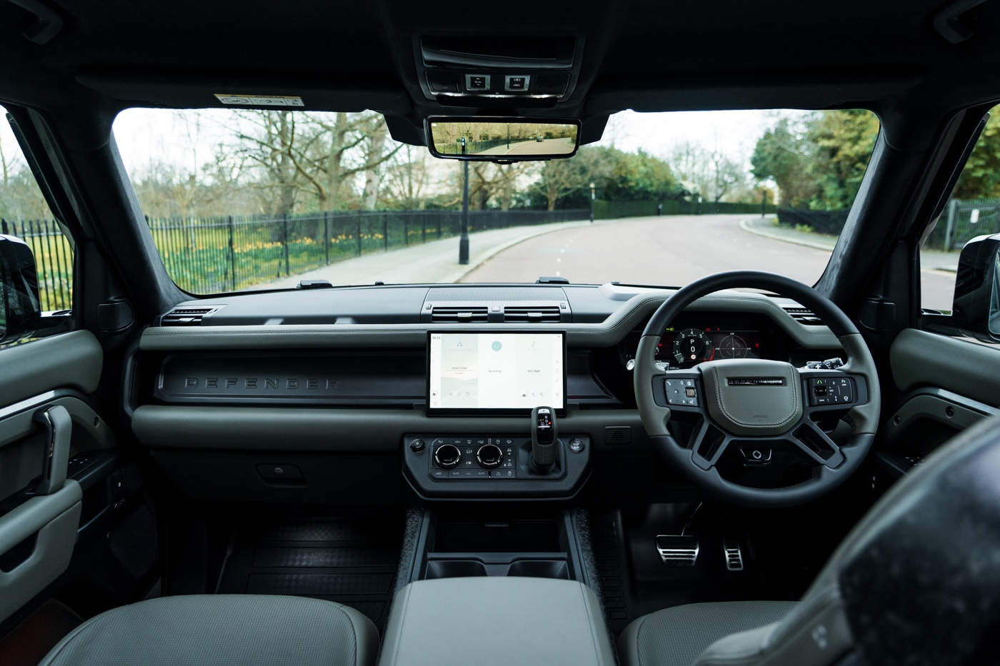 Used Land Rover Defender 2025 for sale - 77810256: Photo 32