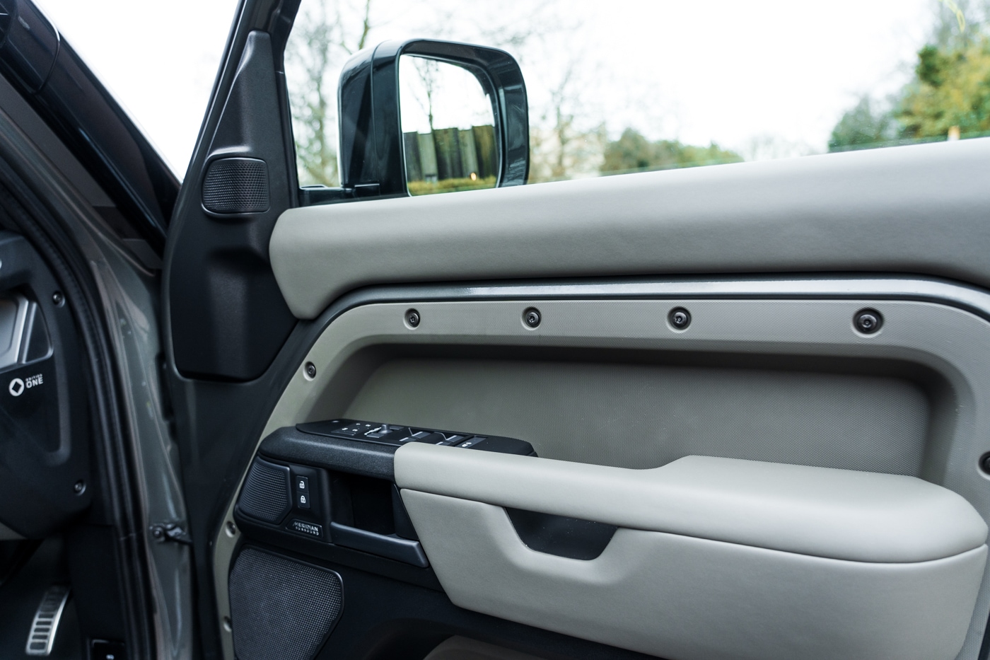 Used Land Rover Defender 2025 for sale - 77810256: Photo 38