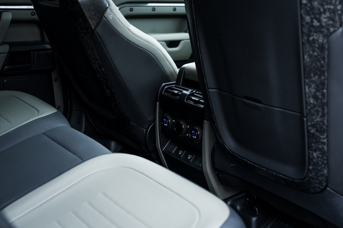 Used Land Rover Defender 2025 for sale - 77810256: Photo 46