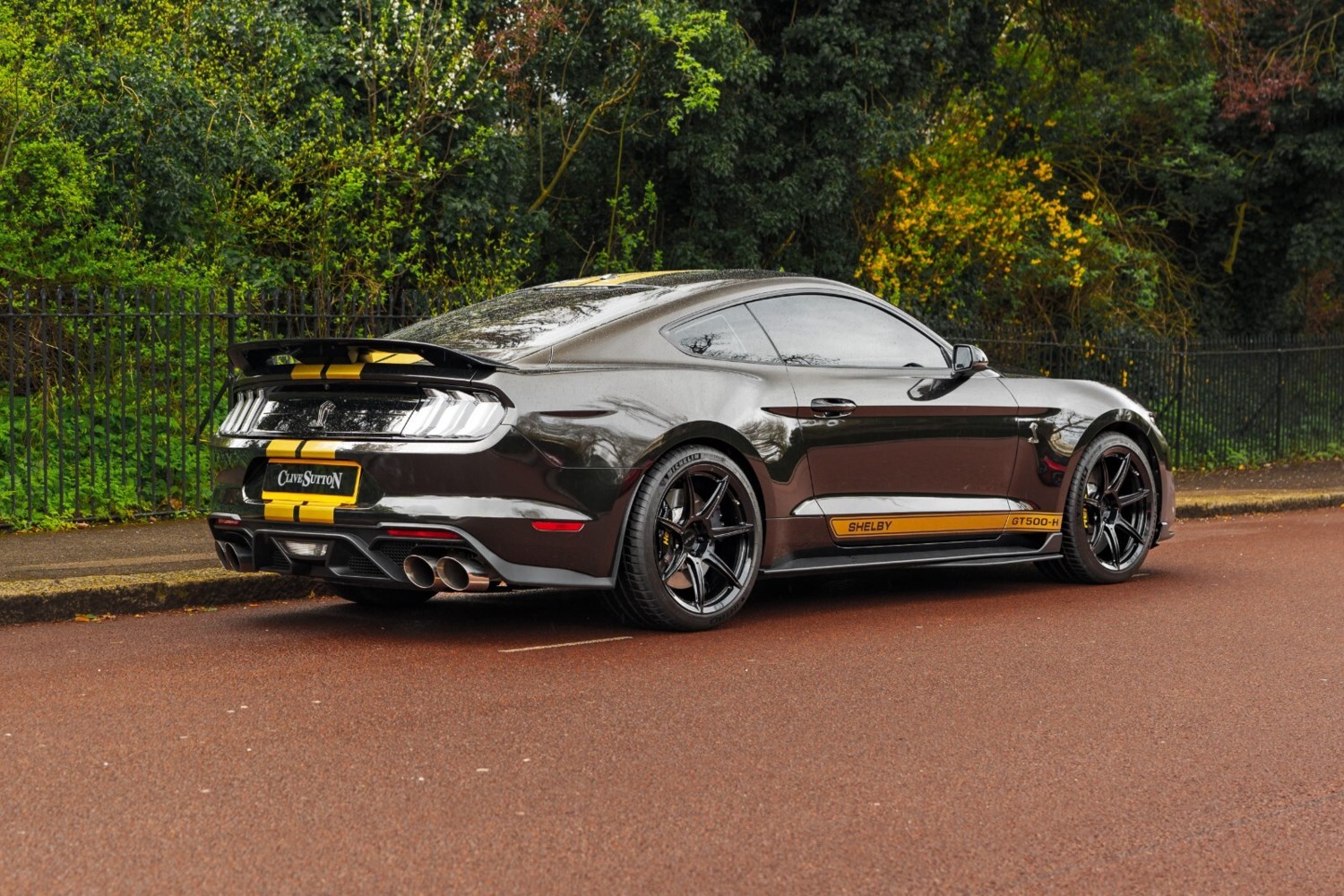 2022 Ford Mustang Shelby GT500 Coupe Petrol Automatic - Picture 3 of 24