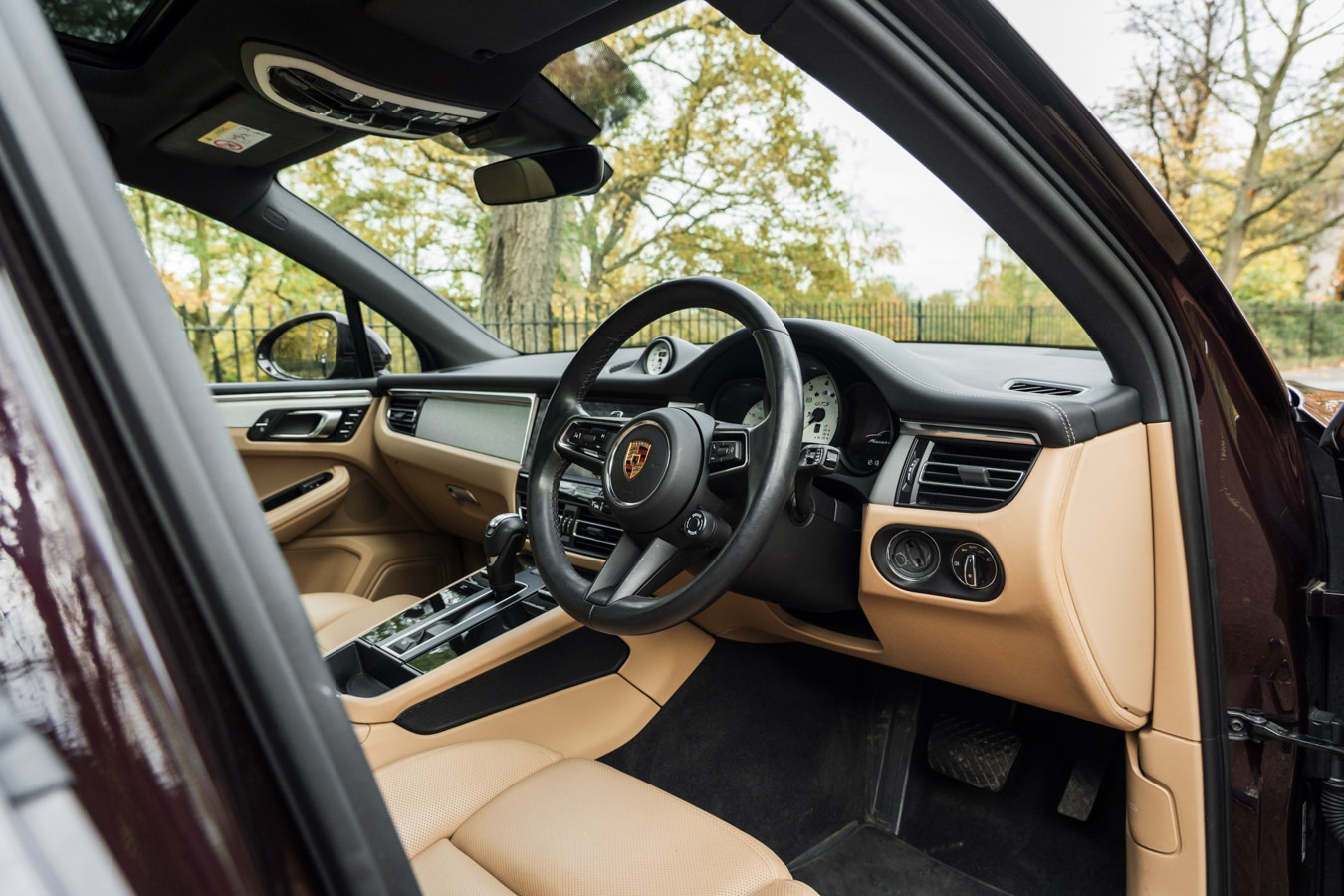 Used Porsche Macan 2023 for sale - 76540027: Photo 25