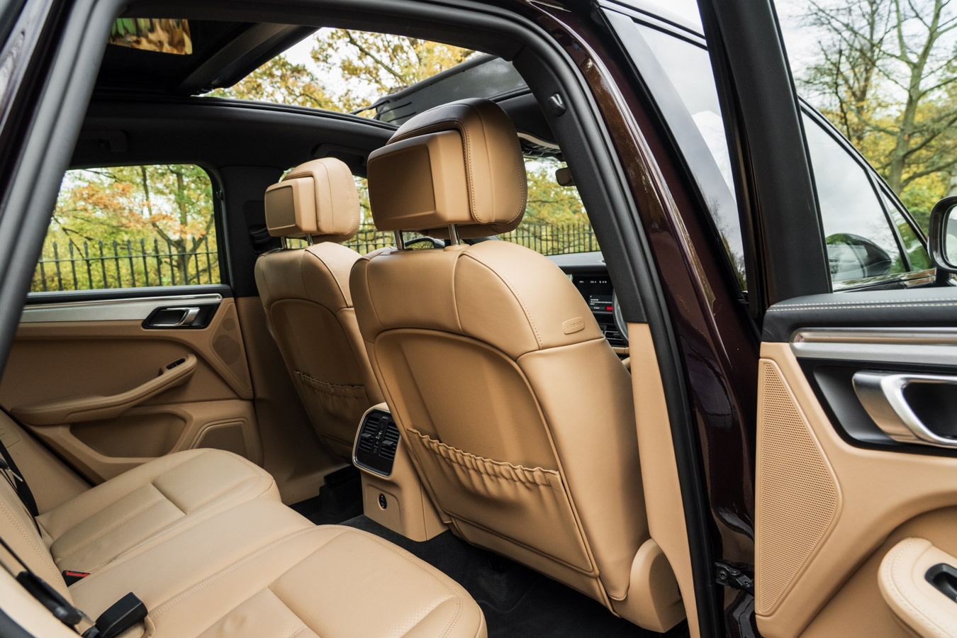 Used Porsche Macan 2023 for sale - 76540027: Photo 40