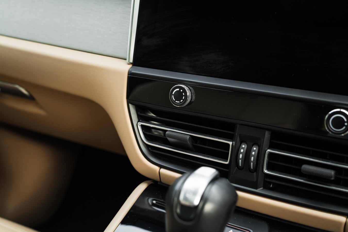 Used Porsche Macan 2023 for sale - 76540027: Photo 51