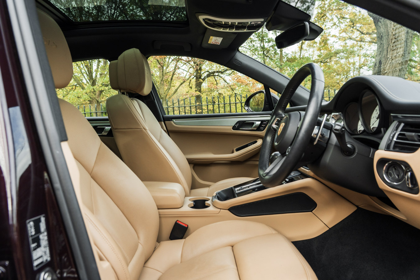 Used Porsche Macan 2023 for sale - 76540027: Photo 58