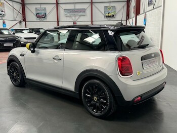 Used MINI Electric Hatch 2022 for sale - 77456027: Photo