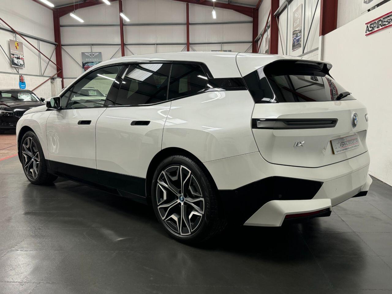 Used BMW iX 2022 for sale - 77611944: Photo 2