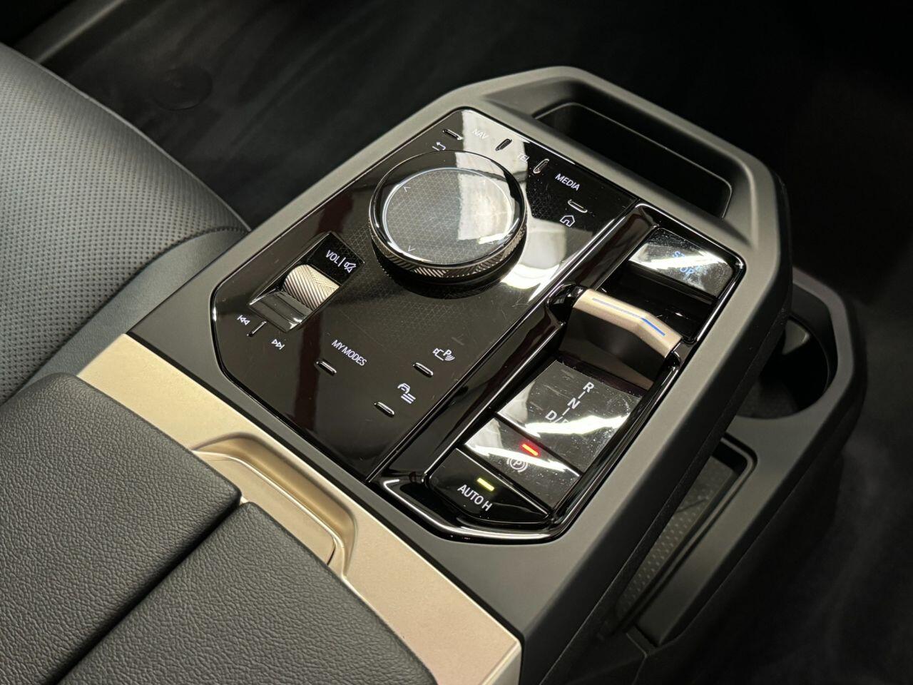 Used BMW iX 2022 for sale - 77611944: Photo 29