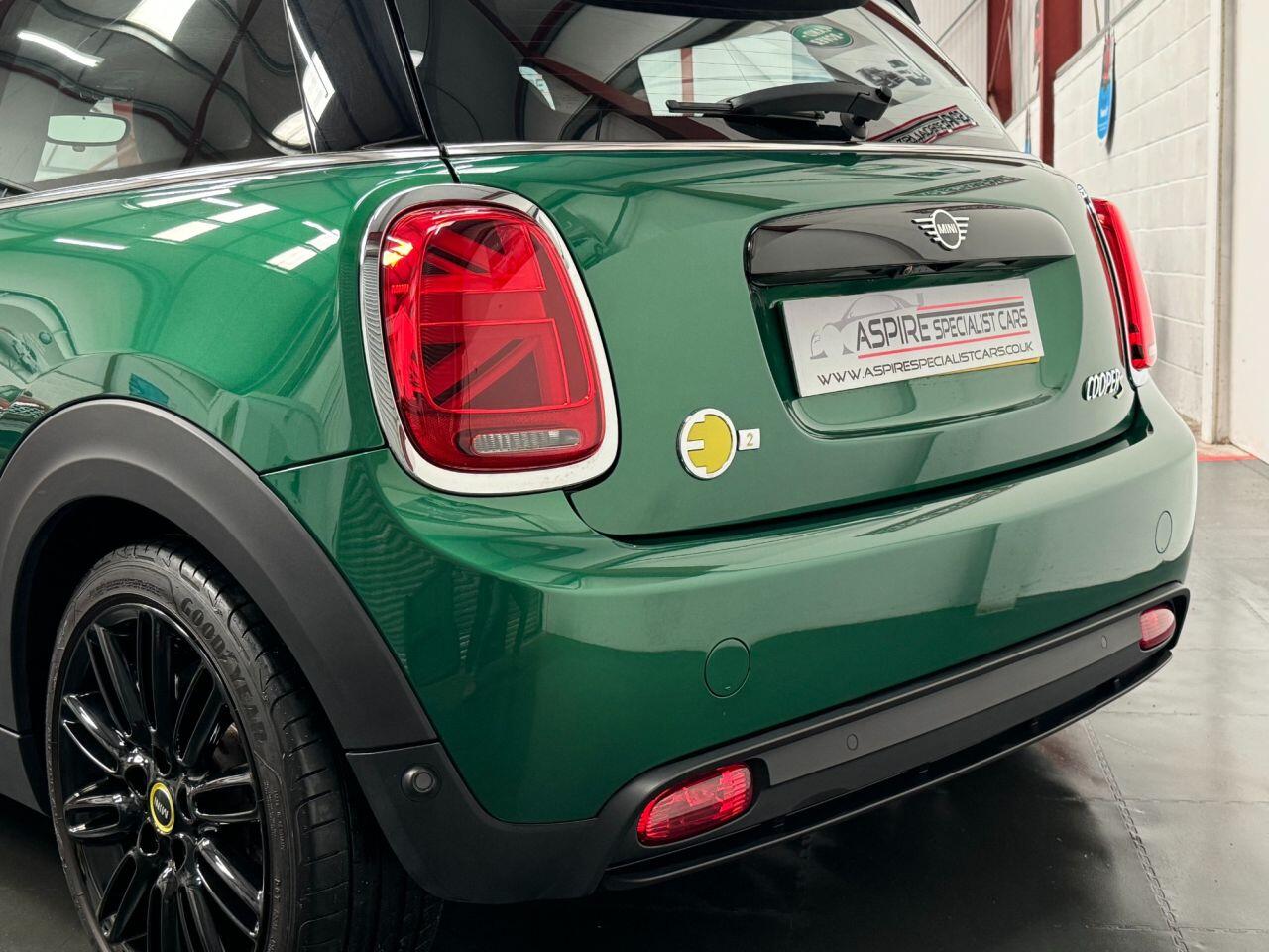 Used MINI Hatch 2022 for sale - 77939597: Photo 9