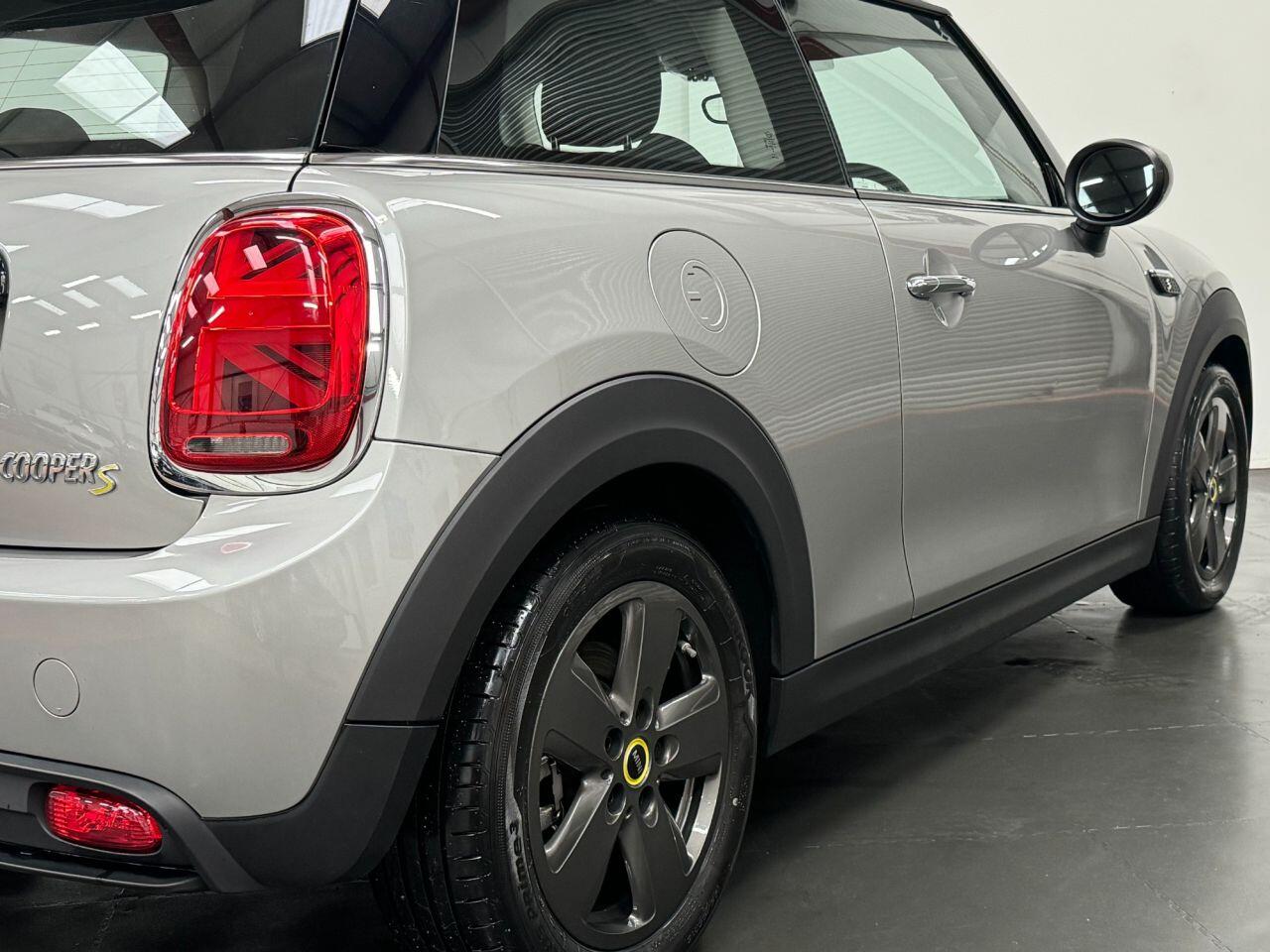 Used MINI Hatch 2023 for sale - 77496950: Photo 12