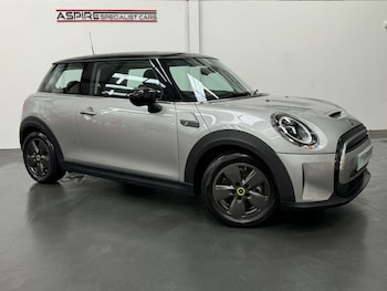 Used MINI Hatch 2023 for sale - 77496950: Photo