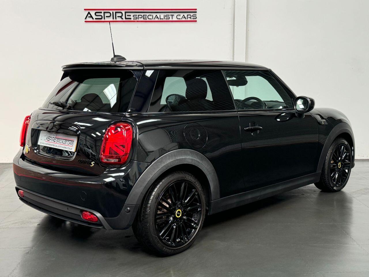 Used MINI Hatch 2023 for sale - 77925465: Photo 4