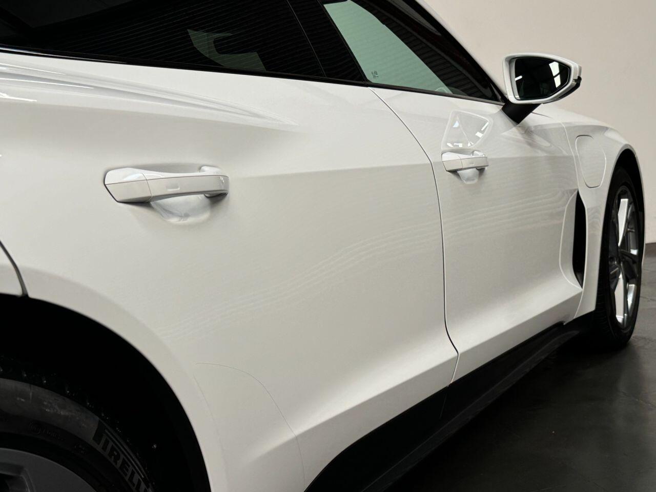 Used Audi e-tron GT 2023 for sale - 78033596: Photo 11