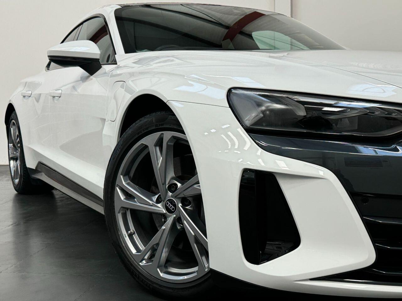 Used Audi e-tron GT 2023 for sale - 78033596: Photo 13