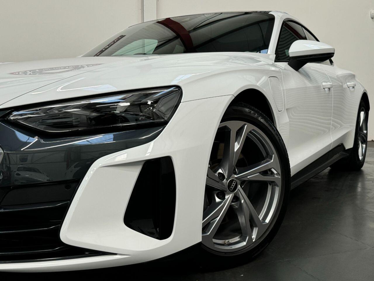 Used Audi e-tron GT 2023 for sale - 78033596: Photo 16