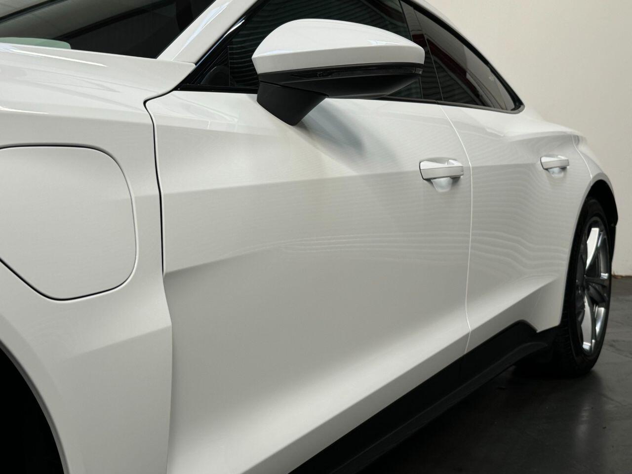 Used Audi e-tron GT 2023 for sale - 78033596: Photo 17