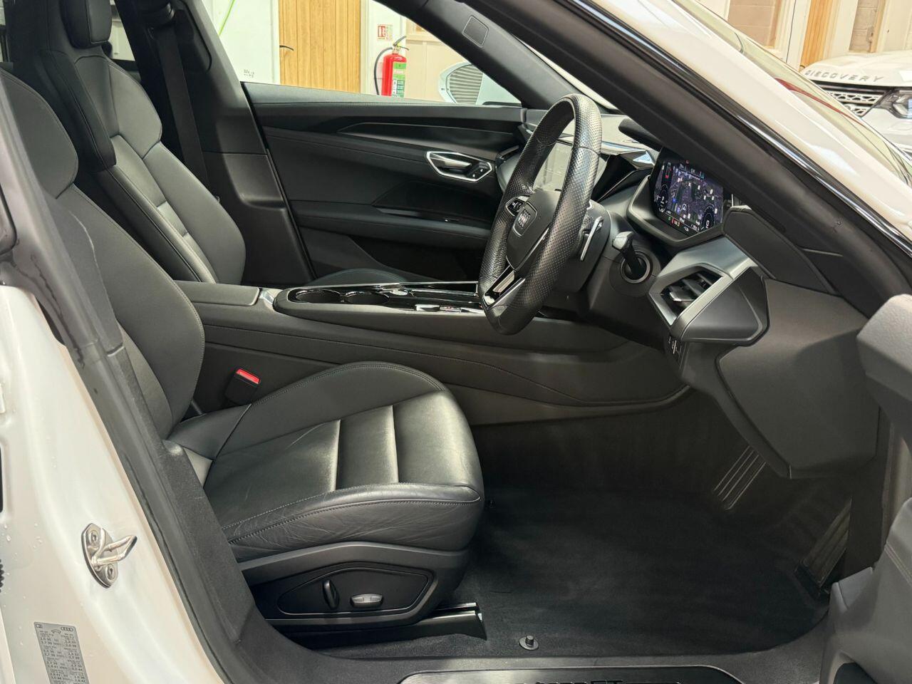 Used Audi e-tron GT 2023 for sale - 78033596: Photo 28