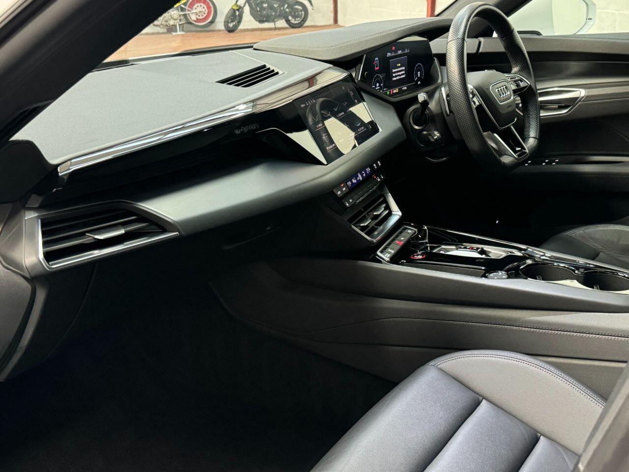 Used Audi e-tron GT 2023 for sale - 78033596: Photo 31