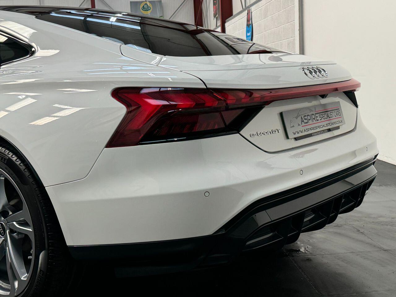 Used Audi e-tron GT 2023 for sale - 78033596: Photo 8