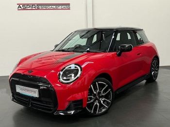 Used MINI Electric Cooper 2024 for sale - 77456039: Photo