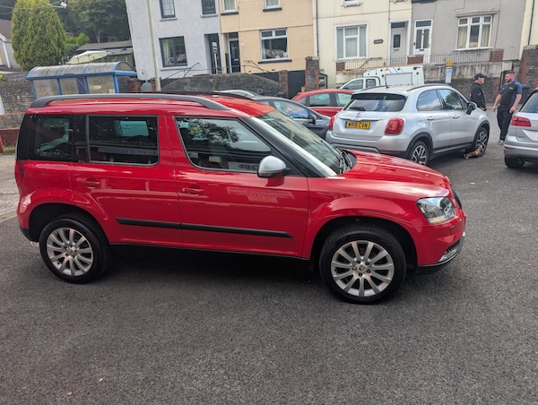 Used Skoda Yeti 2015 for sale - 75490098: Photo 6