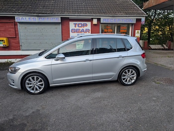 Used Volkswagen Golf SV 2015 for sale - 76142786: Photo 2