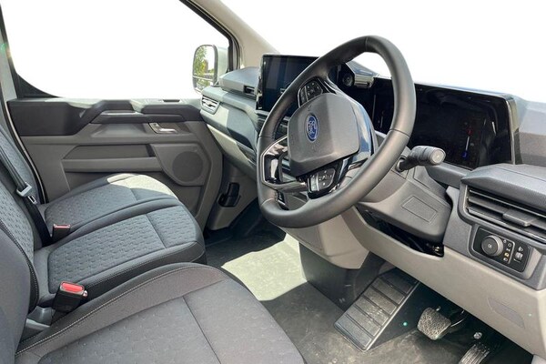 Used Ford E-Transit 2025 for sale - 74845949: Photo 14