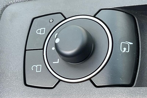Used Ford E-Transit 2025 for sale - 74845949: Photo 23