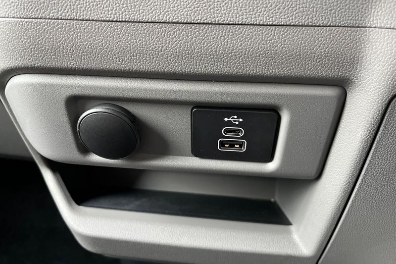 Used Ford Tourneo Custom 2025 for sale - 76580826: Photo 25