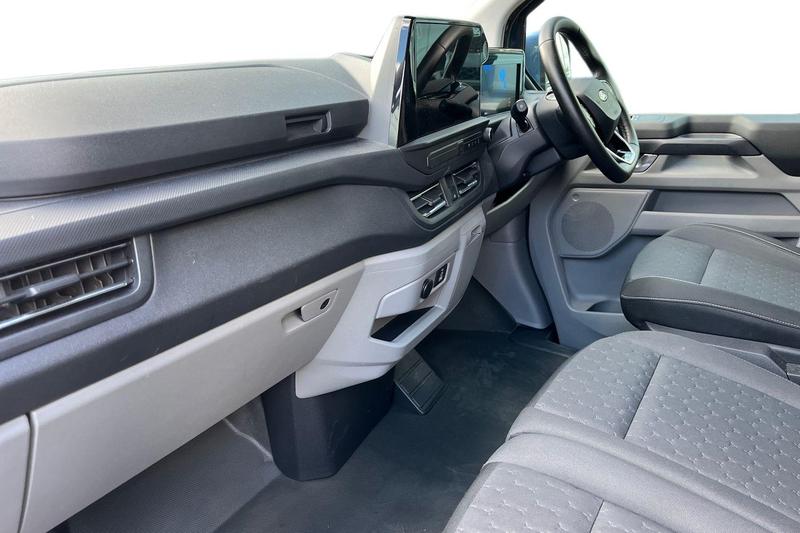 Used Ford Transit Custom 2025 for sale - 76114529: Photo 4