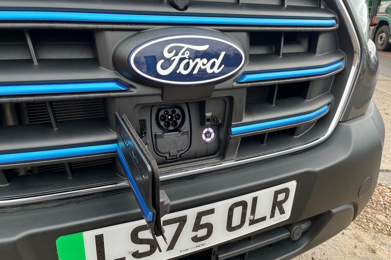 Used Ford Transit 2025 for sale - 77545806: Photo 8