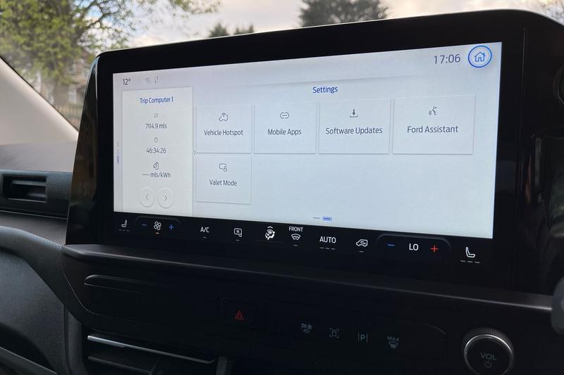 Used Ford Transit Custom 2024 for sale - 76545439: Photo 15