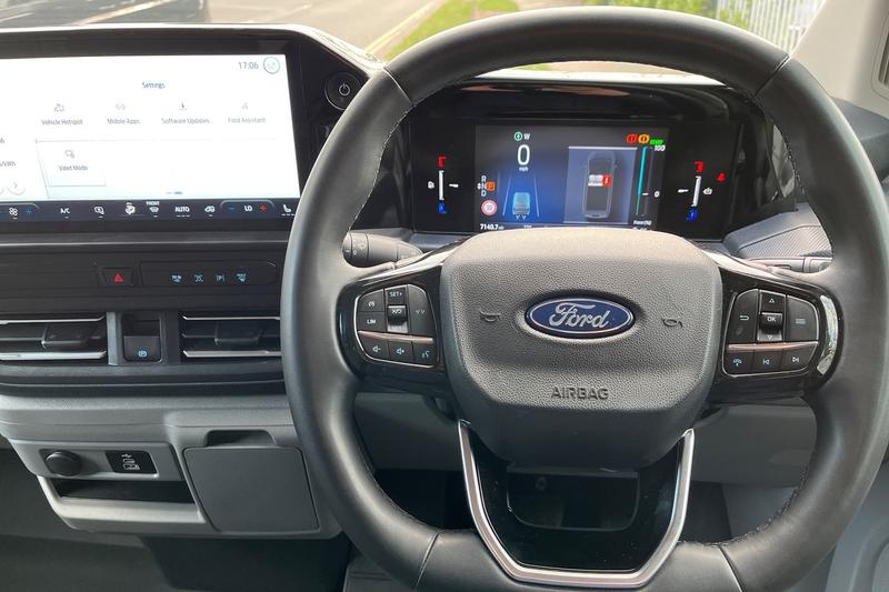 Used Ford Transit Custom 2024 for sale - 76545439: Photo 16