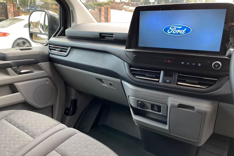 Used Ford Transit Custom 2024 for sale - 76545439: Photo 33
