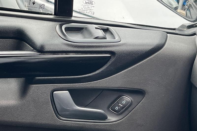Used Ford Transit Custom 2023 for sale - 76394230: Photo 26