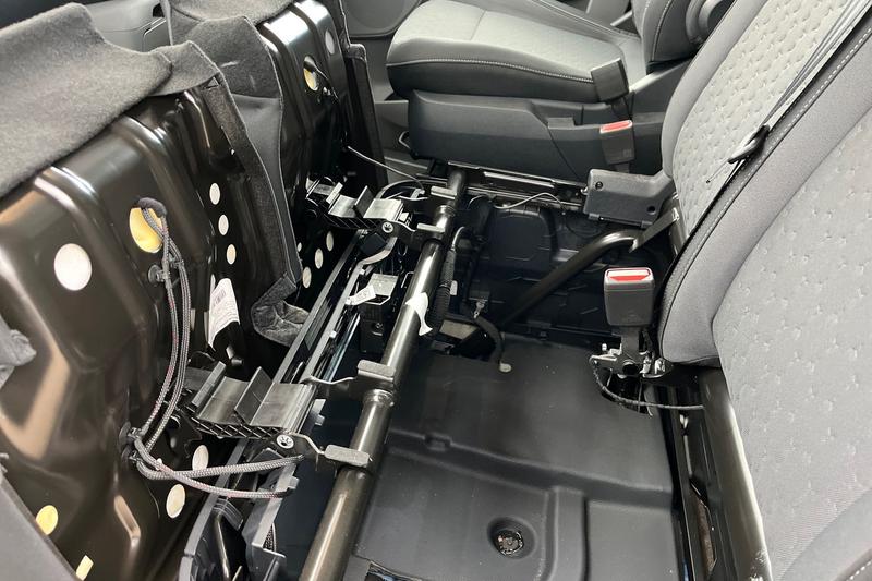 Vehicle 33