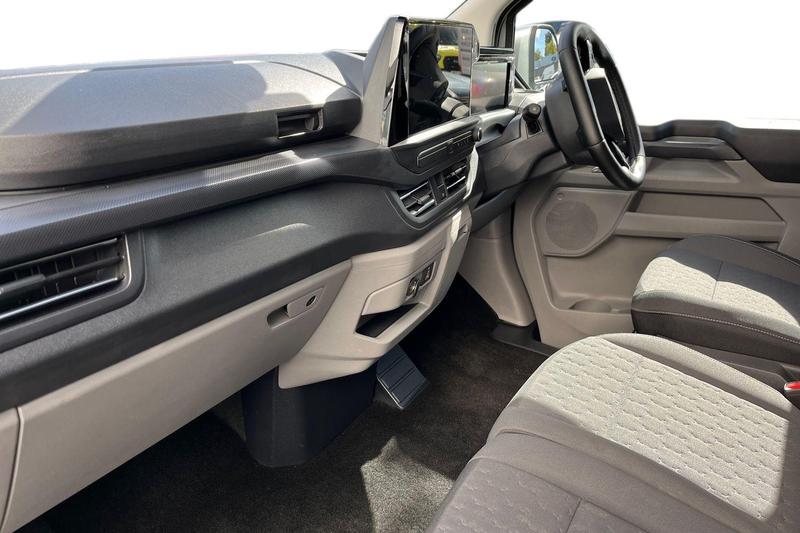 Used Ford Transit Custom 2025 for sale - 76234887: Photo 4