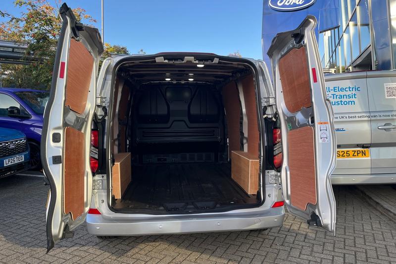 Used Ford Transit Custom 2025 for sale - 76117602: Photo 7