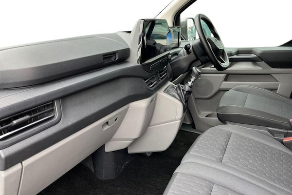 Used Ford Transit Custom 2025 for sale - 75648261: Photo 4