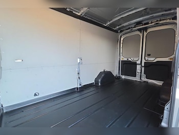 Used Ford Transit 2024 for sale - 77959196: Photo