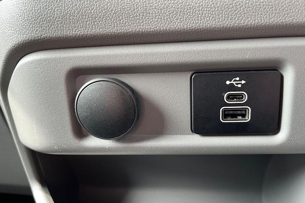 Used Ford Transit Custom 2024 for sale - 75648226: Photo 28