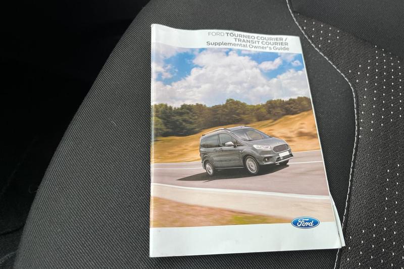 Used Ford Transit Courier 2022 for sale - 77435126: Photo 38